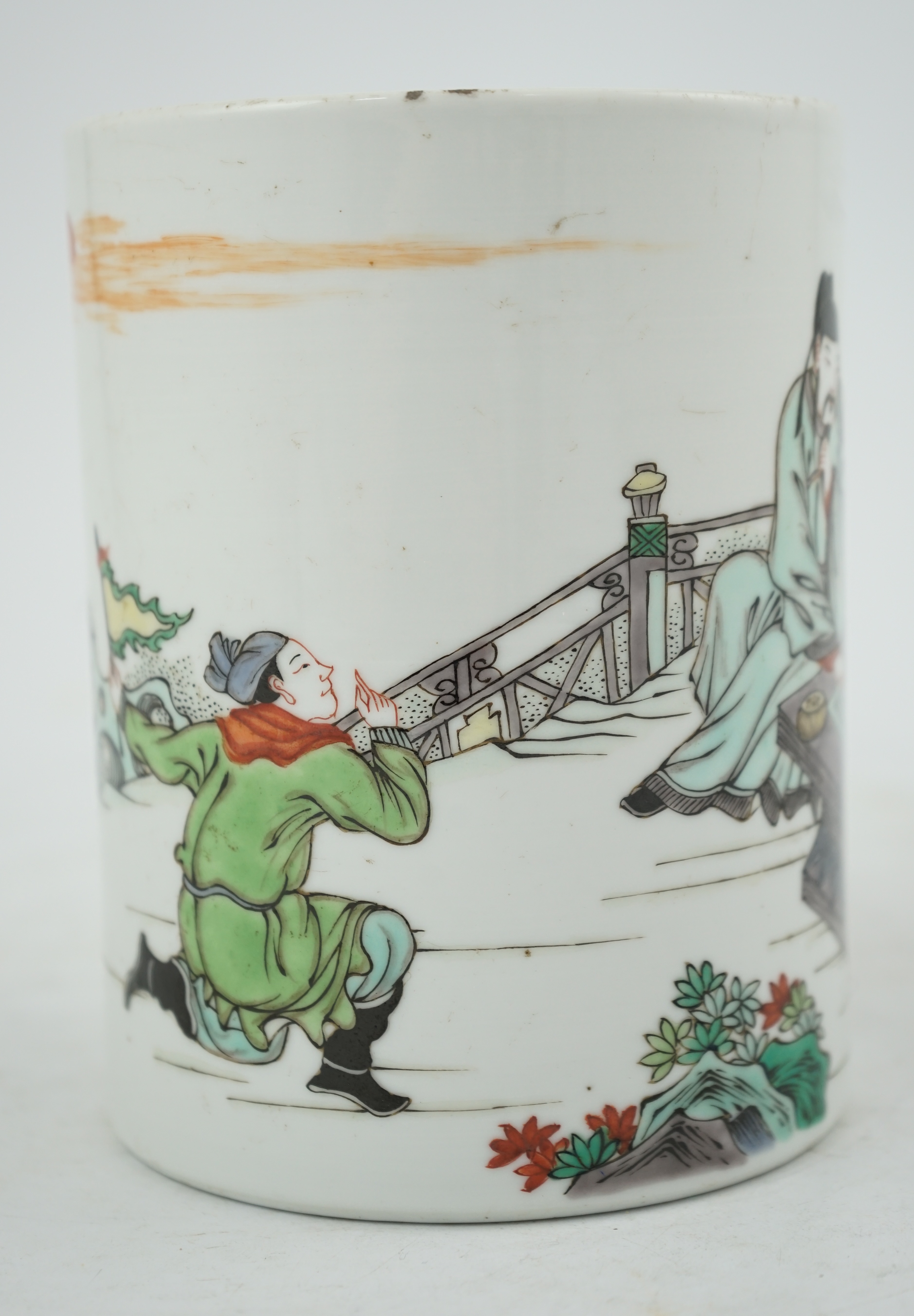 A Chinese famille verte ‘scholars’ brush pot, 15.3cm high